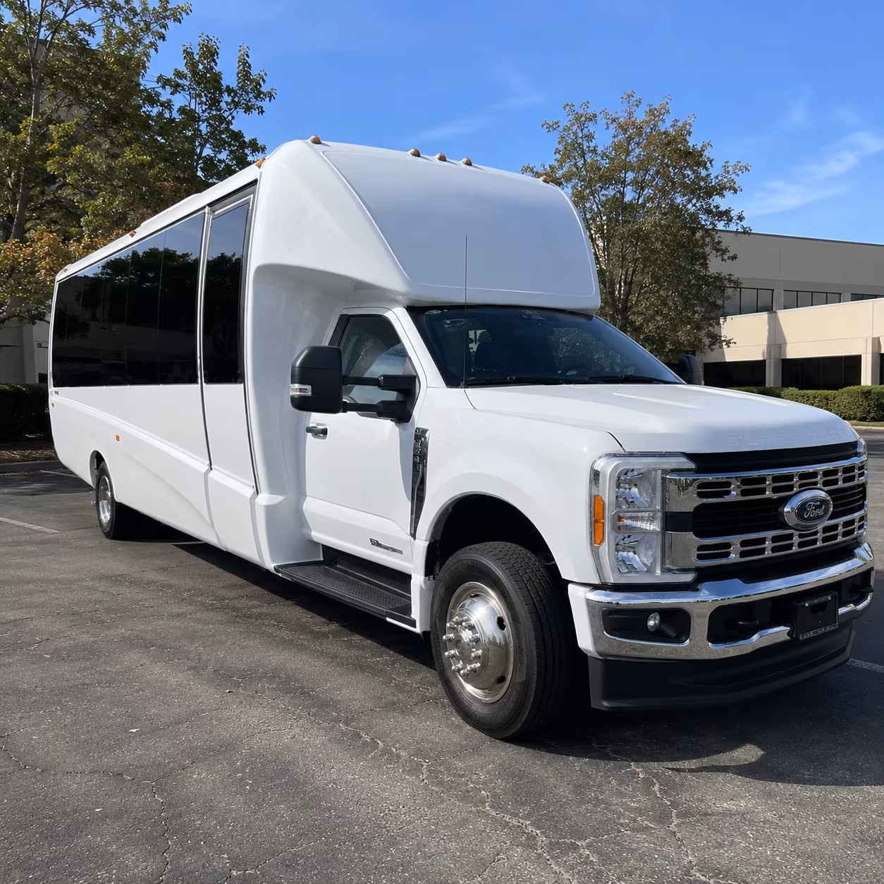 employee shuttle buses for waco businesses and corporate campuses