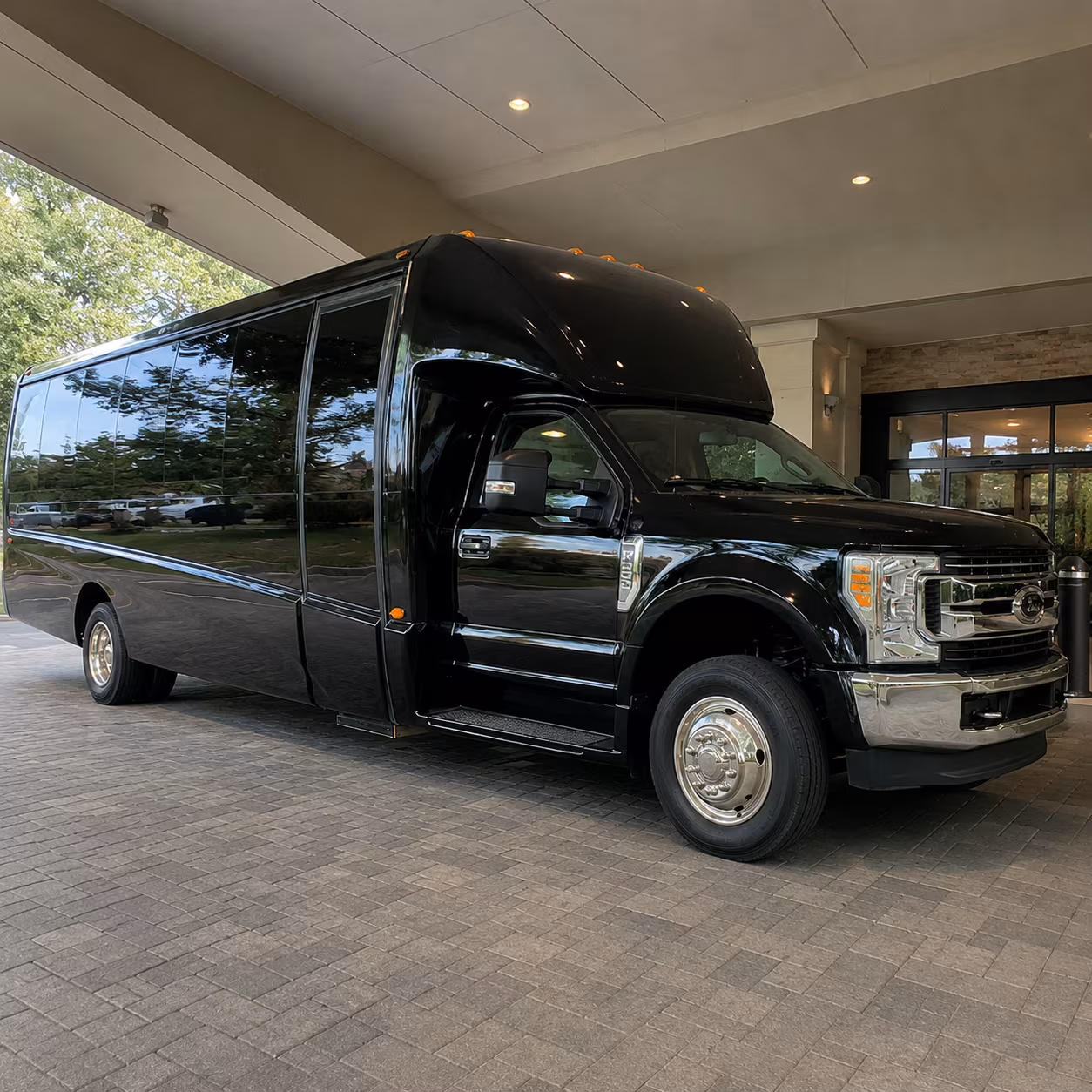 rent a bus in waco for pre prom dinners and after prom plans