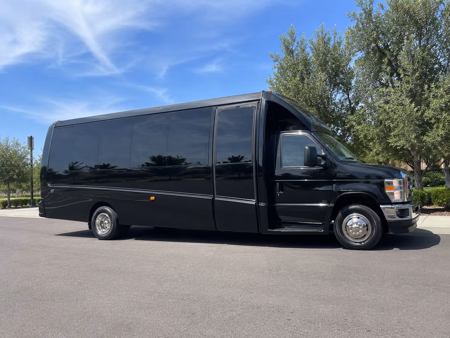 shuttle buses to baylor university concerts and mclane stadium events